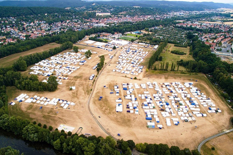 Das Bundesjugendlager auf der großen Wiese in Rudolstadt.
